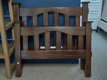 Pottery Barn Kids 'Kendall' Twin Bed