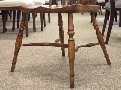 Set of 8 English Oak Windsor Dining Chairs from Leonard's