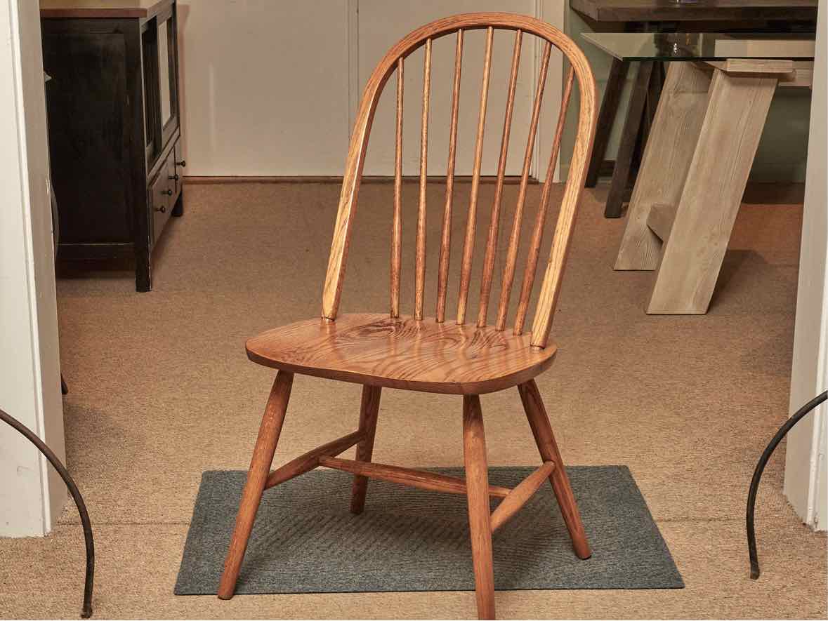 Oak Dining Table & 6  Bow Back Chair Set