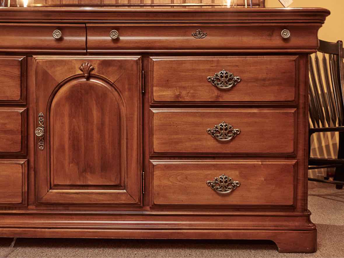 Kincaid Louis Phillip Style Nutmeg Finish 8 Drawer Dresser