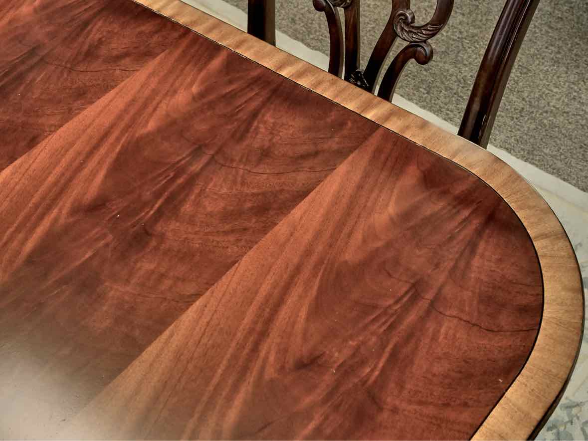 Ethan Allen Banded Mahogany Dining Table & Set of 8 Chairs