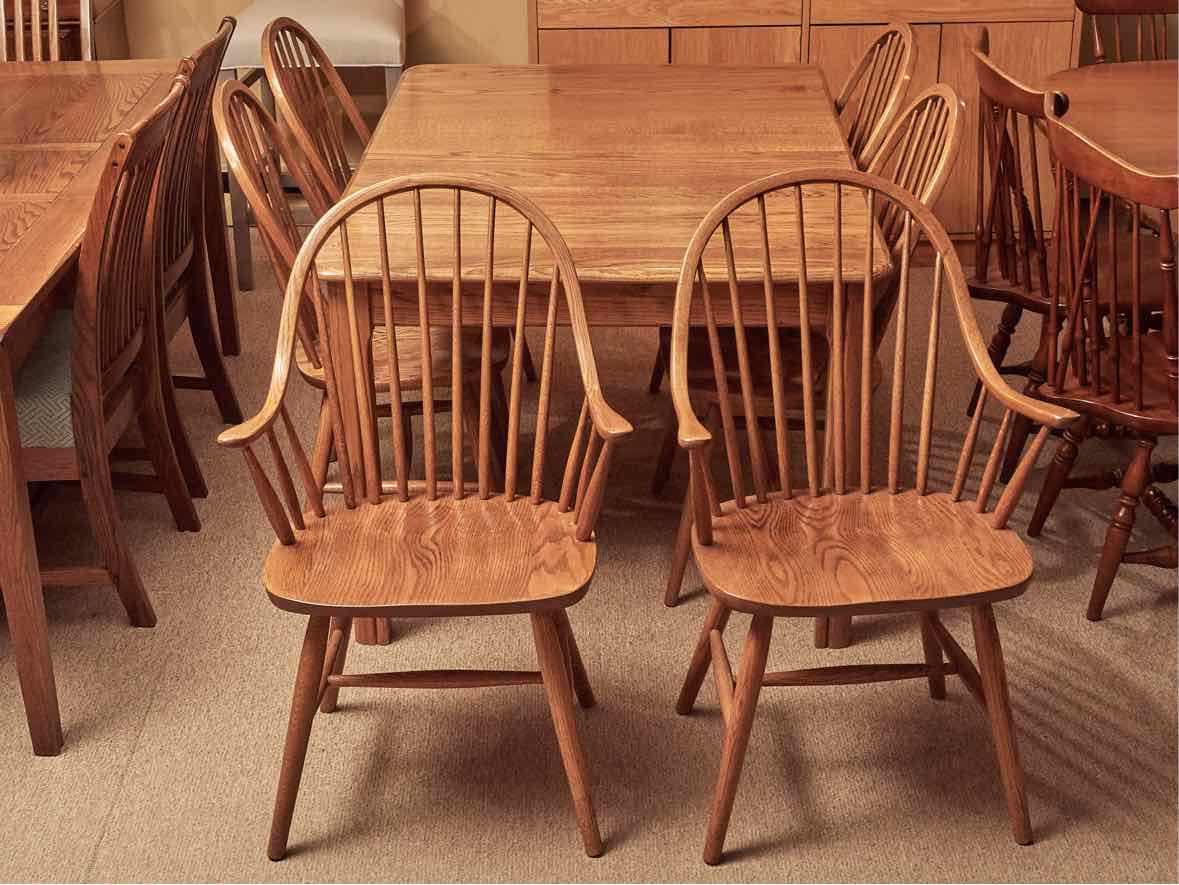 Oak Dining Table & 6  Bow Back Chair Set