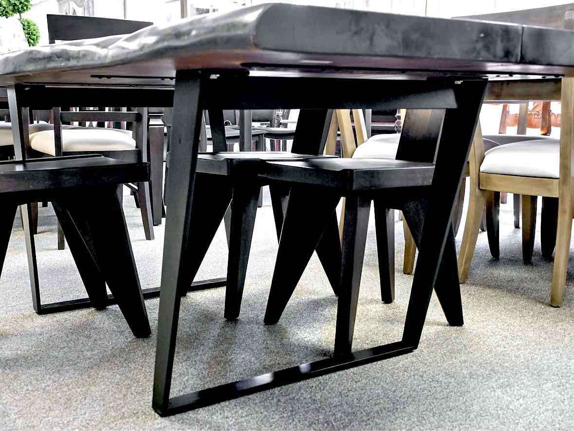 Crate & Barrel 'Yukon' Live Edge Table & Set of 4 Matching Chairs in Black-Brown