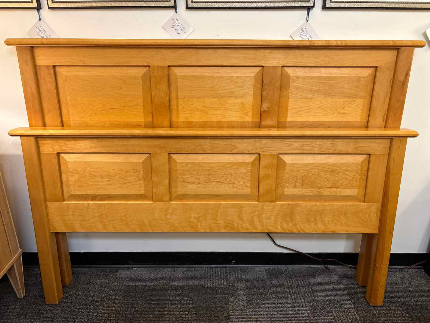 Pompanoosuc Mills 'New England' Queen Bed