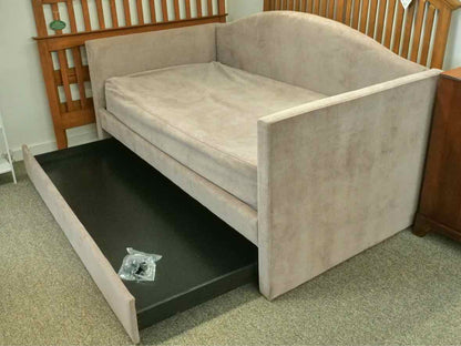 West Elm Carter Arched Twin Daybed with Trundle