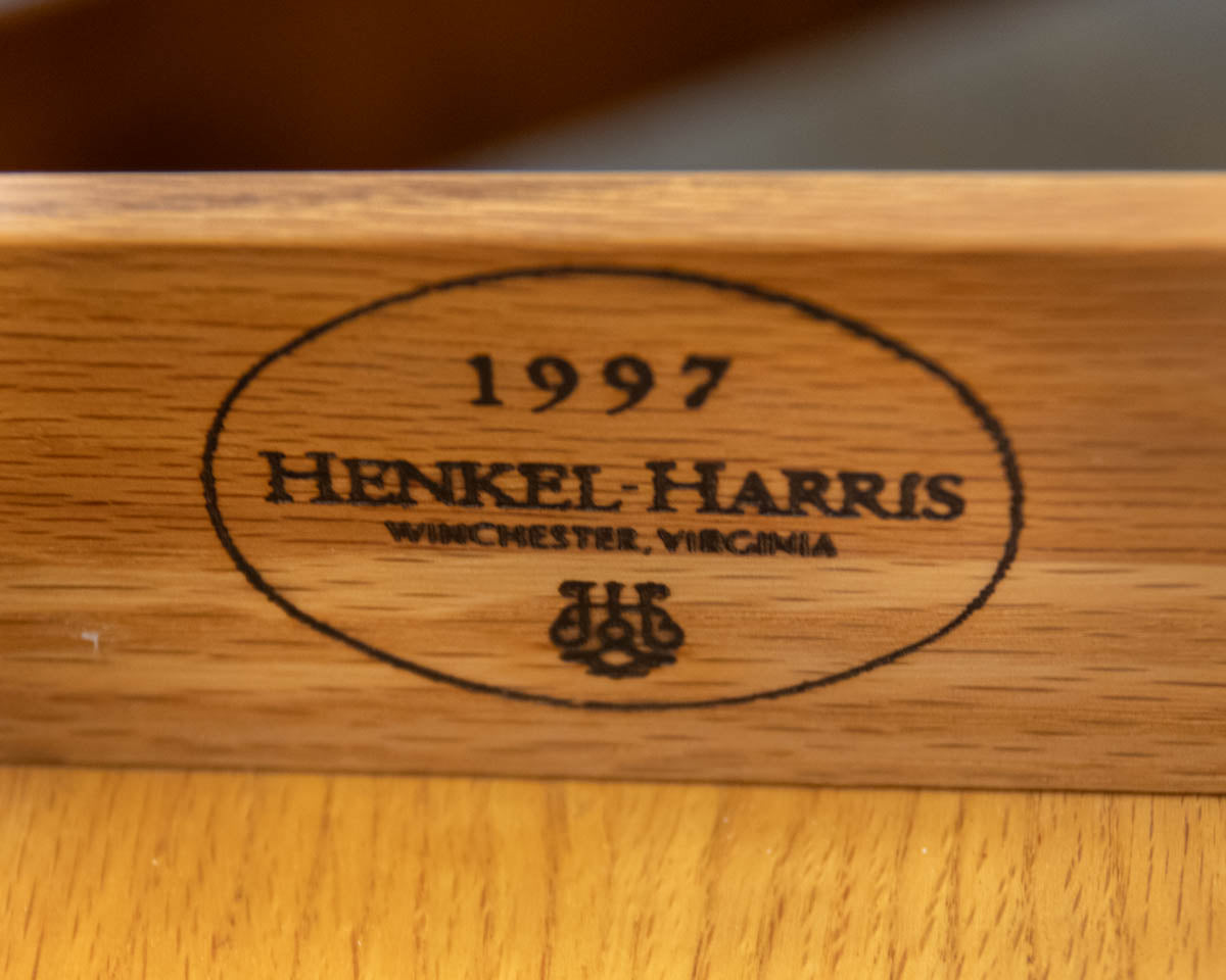 Henkel Harris Pembroke 2-Drawer Mahogany Dropleaf Side Table