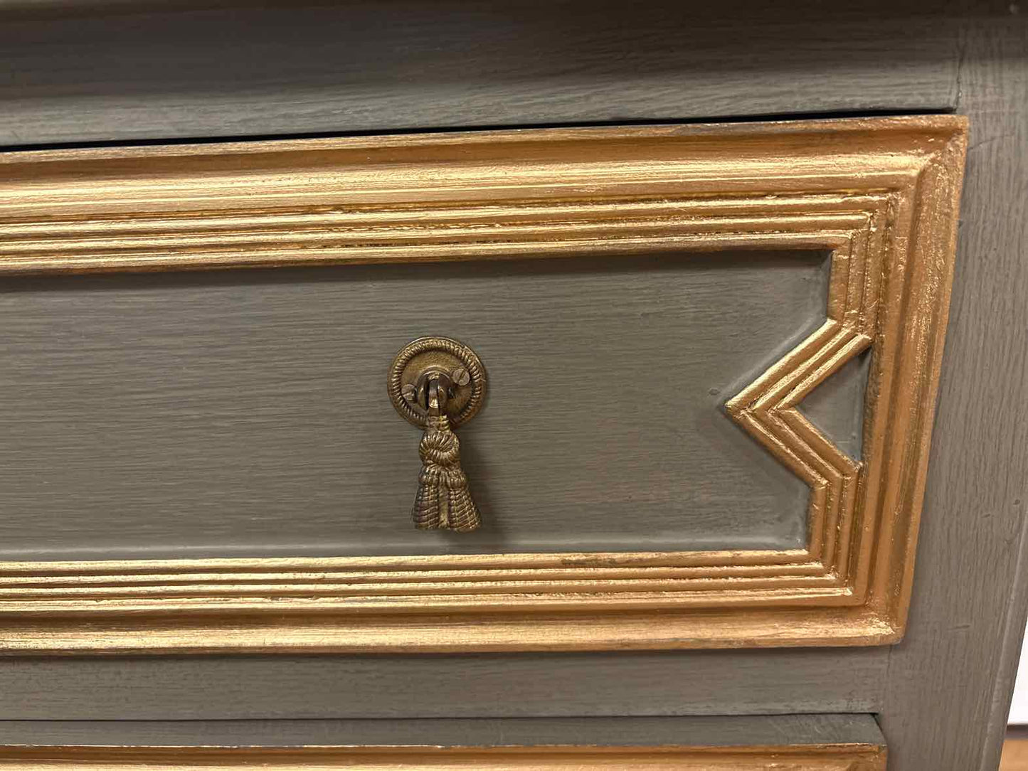 Decorative 3-Drawer Accent Chest