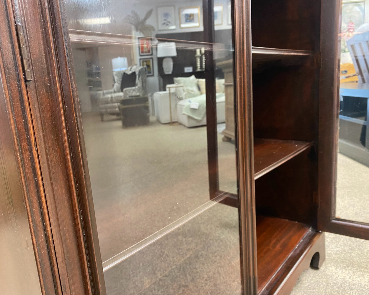 Mahogany Ribbon Glass Door Bookcase