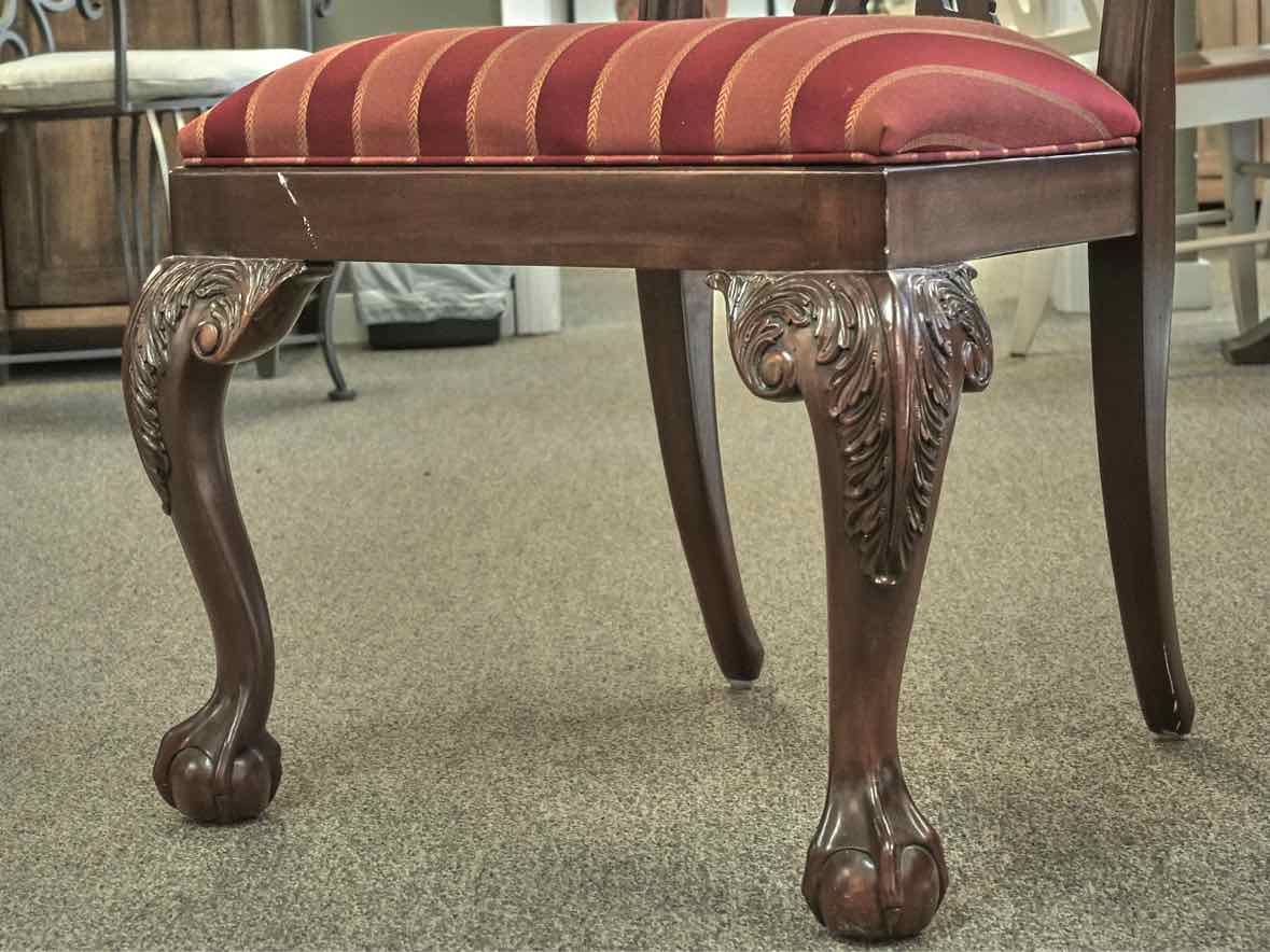 Ethan Allen Banded Mahogany Dining Table & Set of 8 Chairs