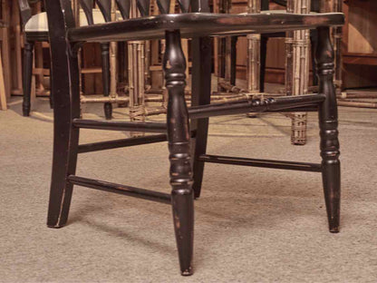 Maple Top Distressed  Black Finish Turned Legs Dining Table & 6 Chairs