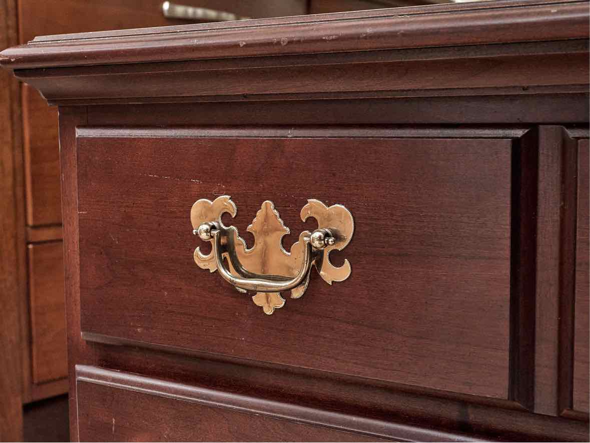 Kincaid Mahogany 2 Drawer Nightstand with Brass Chippendale Handles