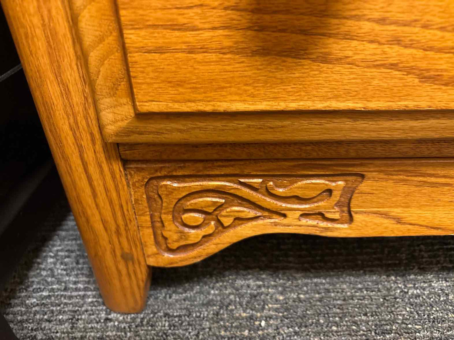 Carved Oak 4-Drawer Dresser