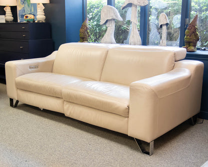 Italia Motion 2 Seat Recliner Sofa in Bisque Color Leather