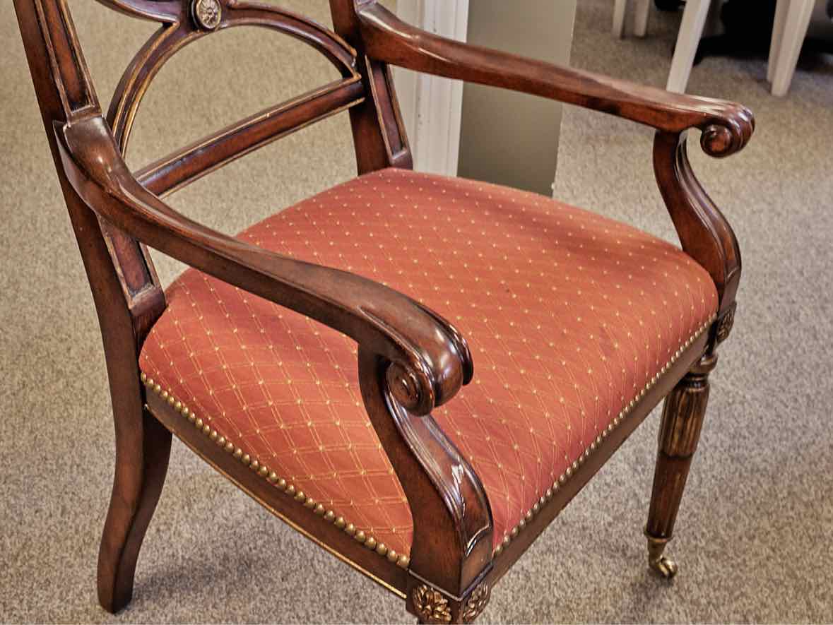 Hickory & White Regency Style Mahogany Dining Table (w/Pads) & Set of 12 Chairs