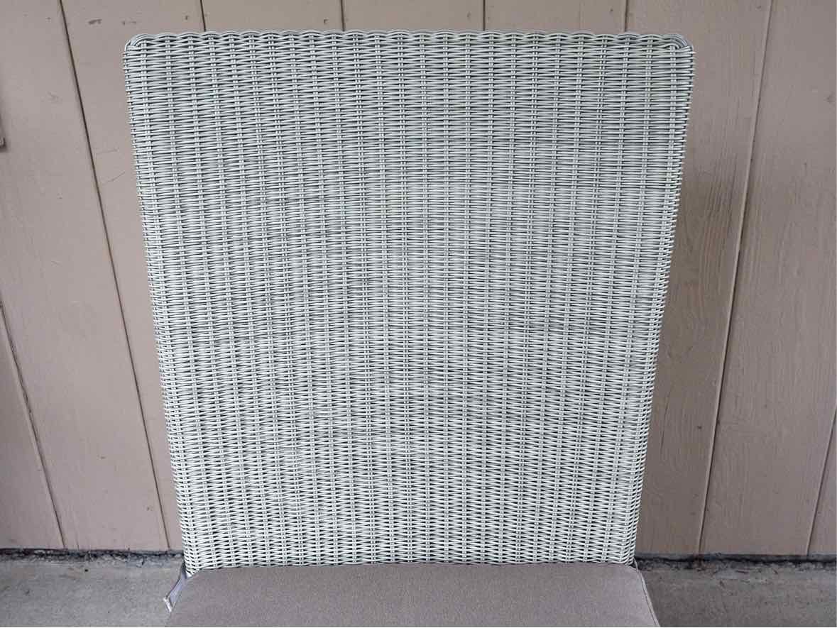 Set of 4 Crate & Barrel 'Captiva' Outdoor Dining Chairs in 'Seaside White'