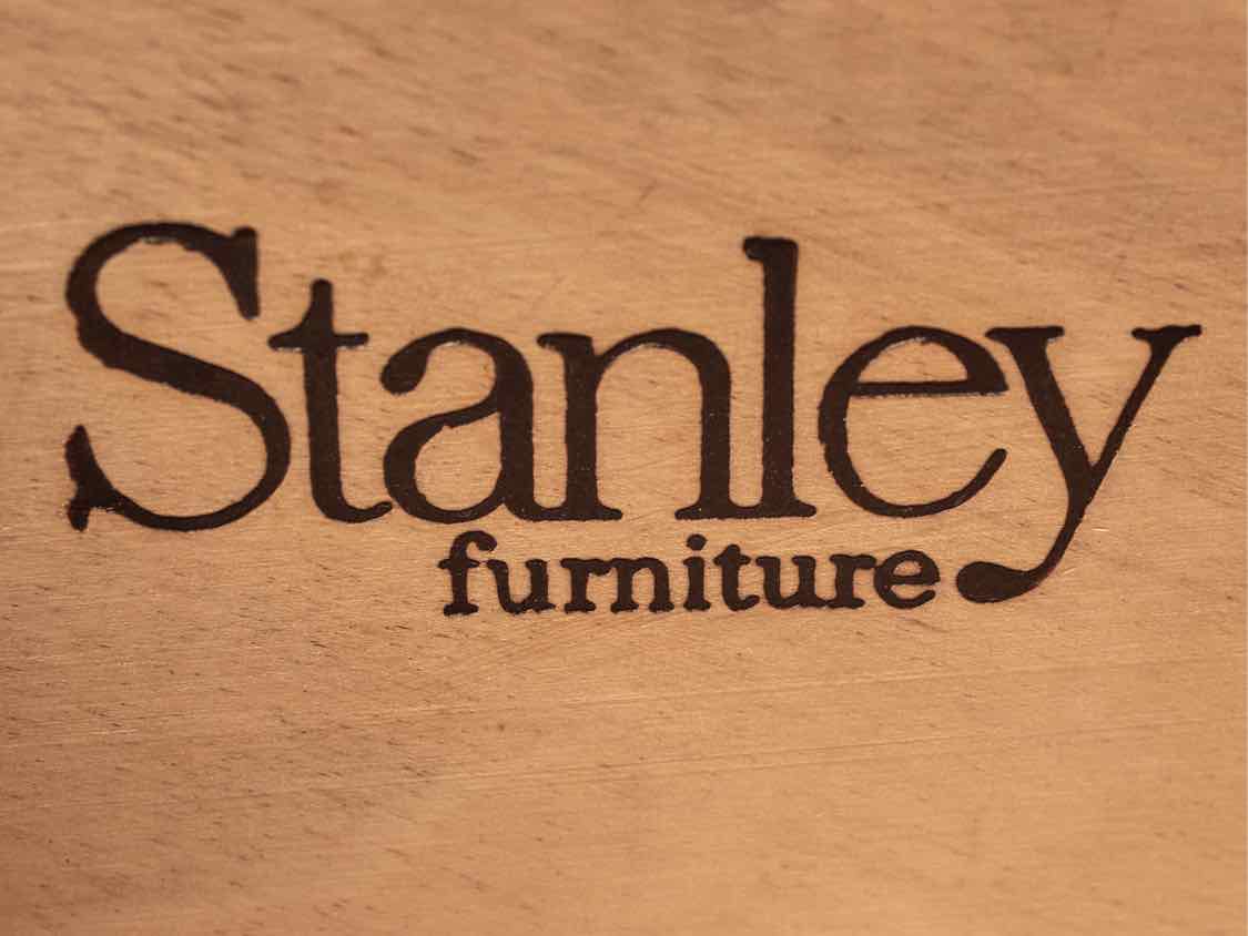 Stanley Server in Cherry, Stone and Brushed Steel