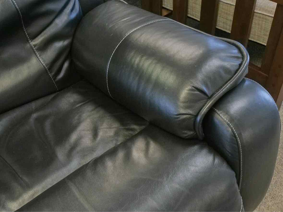 Southern Motion Power Rocker Recliner in Black Leather