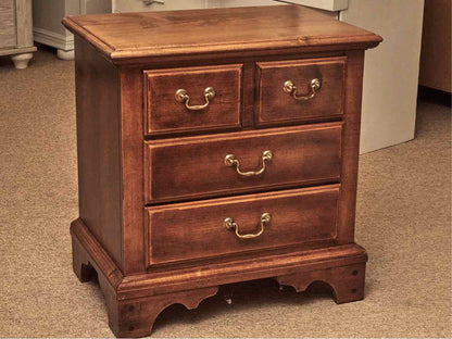 Moosehead Maple 3 Drawer Nightstand in Early American Finish