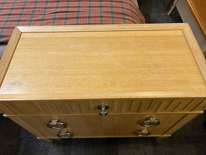 Global Views 3-Drawer Oak Bachelor's Chest