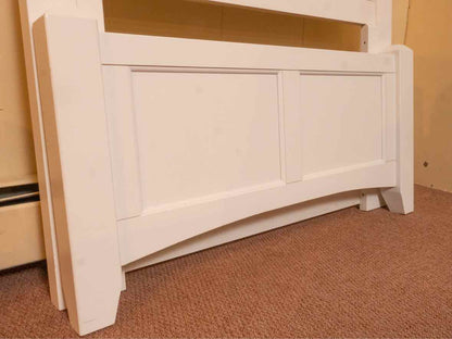 Vaughan Bassett Bonanza Mansion  Twin Bed
