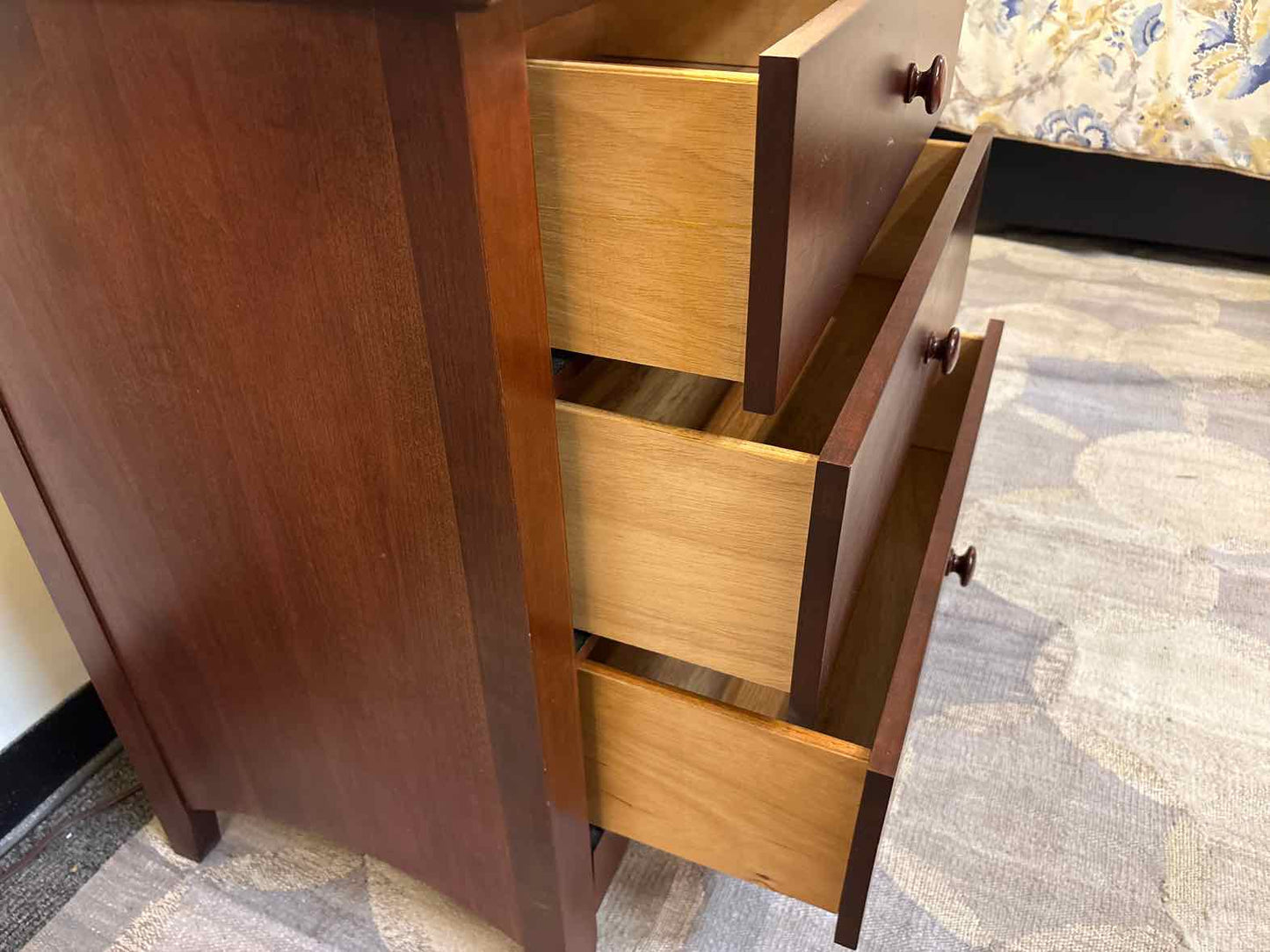 Kincaid 6-Drawer Cherry Dresser w/ Mirror