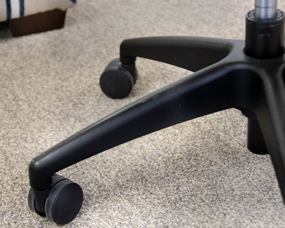 All33 'BackStrong' 360 Swivel Office Chair