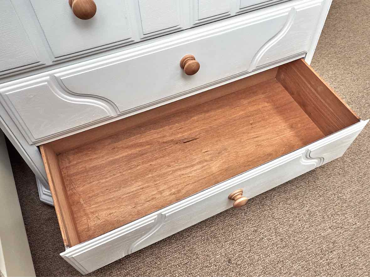 White Finish 5 Drawer Chest with Natural Wood Knobs