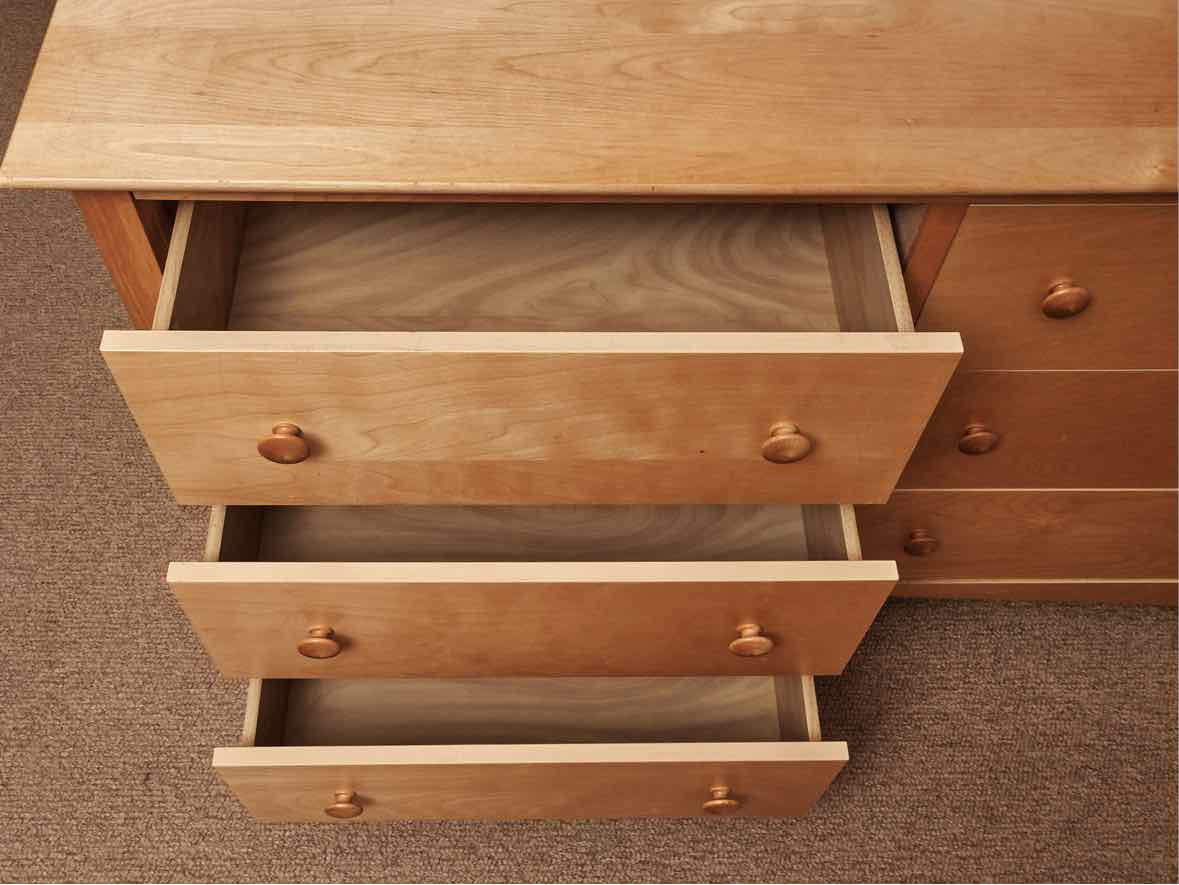 Maple 6 Drawer Dresser with Wood Knobs