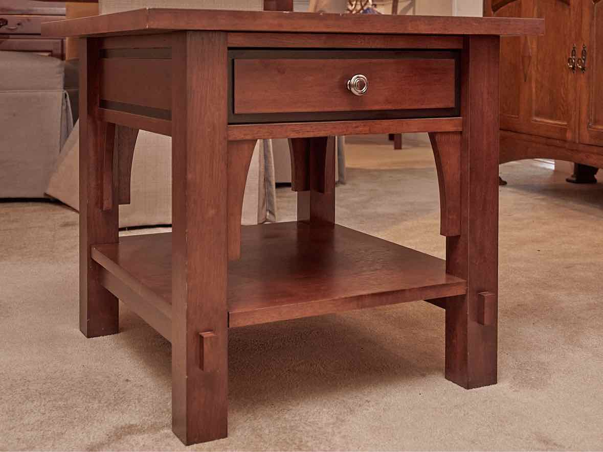 Espresso Finish Oak Mission Style Side Table