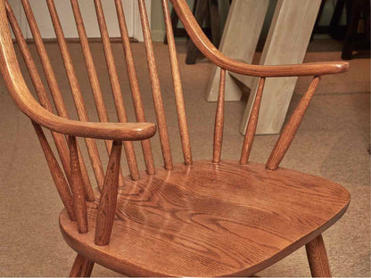 Oak Dining Table & 6  Bow Back Chair Set