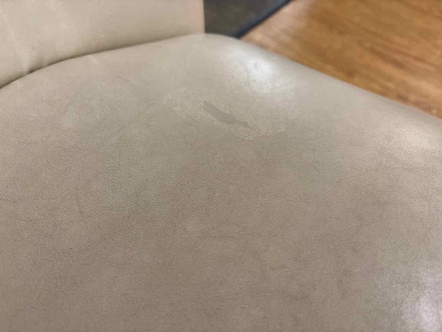 Set of 4 Beige Leather Counter Stools