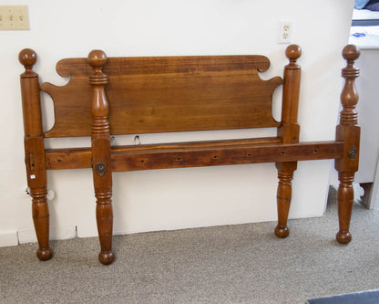 Leonard's Full Bed in Solid Cherry with Cannonball Finials