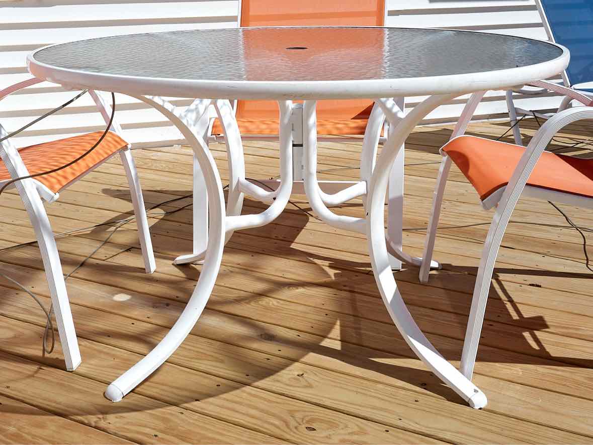 Telescope Casual 'Gardenella' Outdoor Dining Set