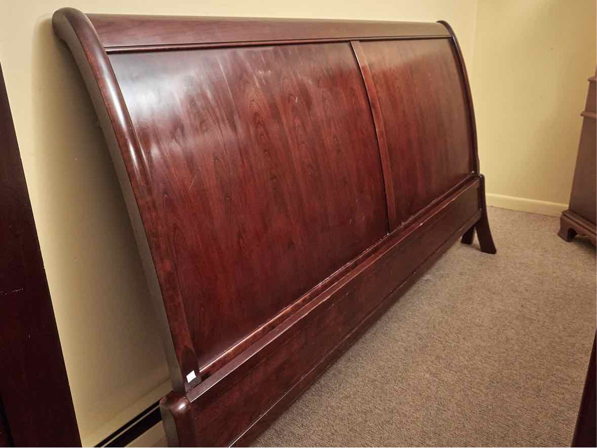 Stickley King Sleigh Bed in Oxford Finish