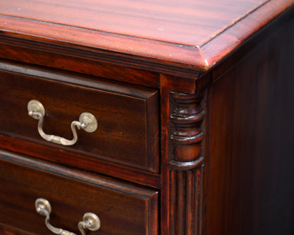 Mahogany 6-Drawer Dresser with Brass Pulls