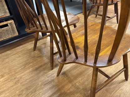 Asher Benjamin & Co. Set of 4 Windsor Dining Chairs
