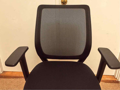 Black Mesh Arm Office Chairs on Casters