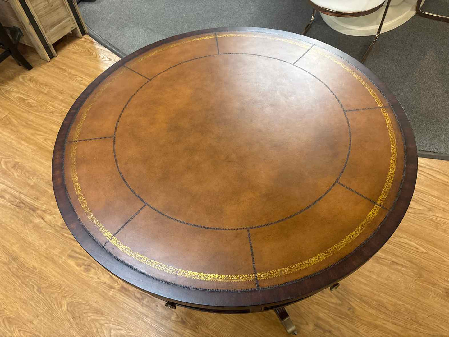 Ethan Allen 'Bradford' Rent Table with Pedestal Base