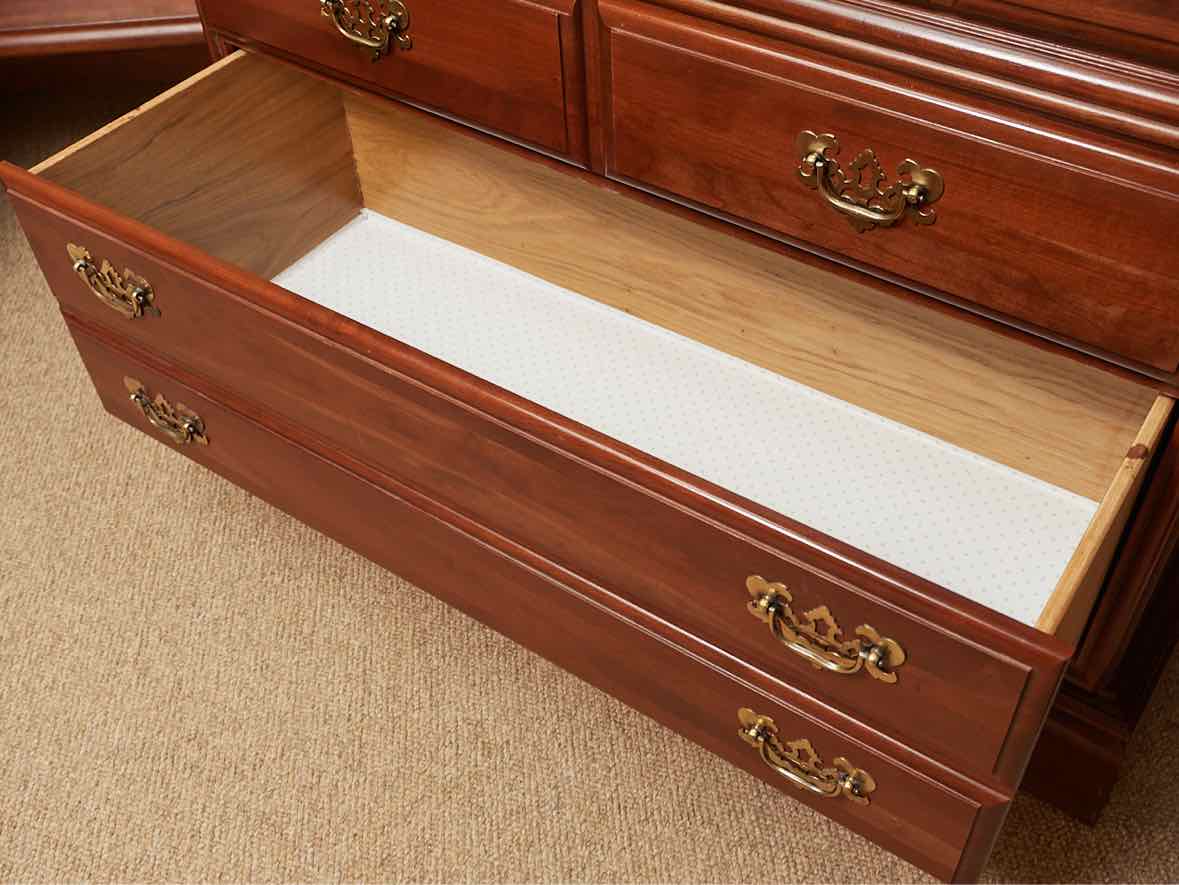 Crawford Furniture Cherry 6 Drawer Chest With Bass Handles