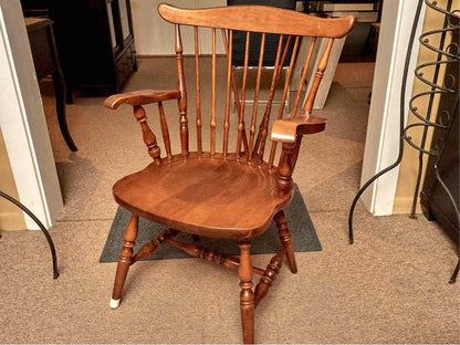 Sprague & Carleton Colonial Rock Maple Table & 6 Chair Set