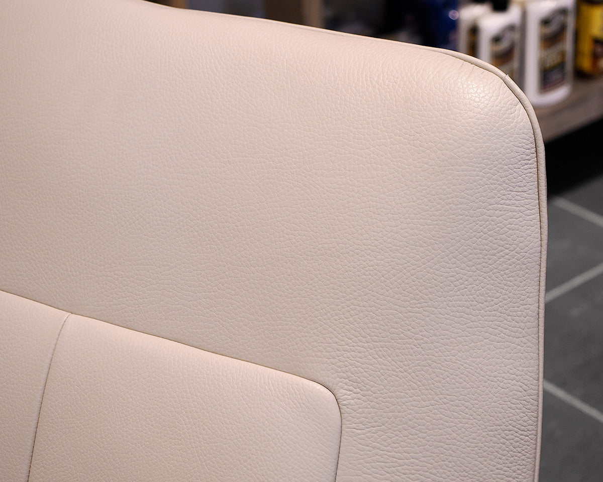 Roche Bobois Calibri Leather Chaise Lounge