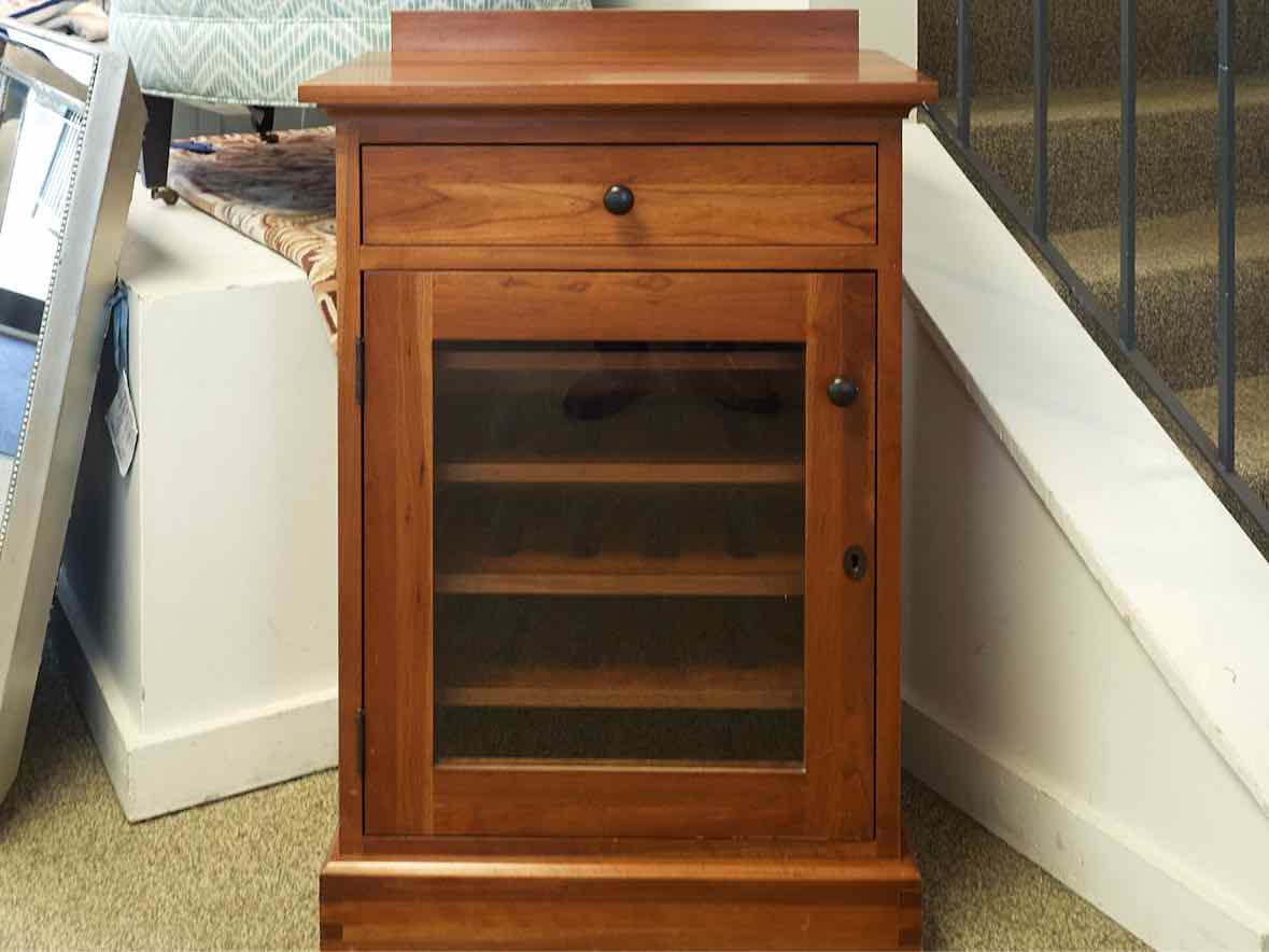 Cherry Bar Cabinet w Drawer & Glass Door