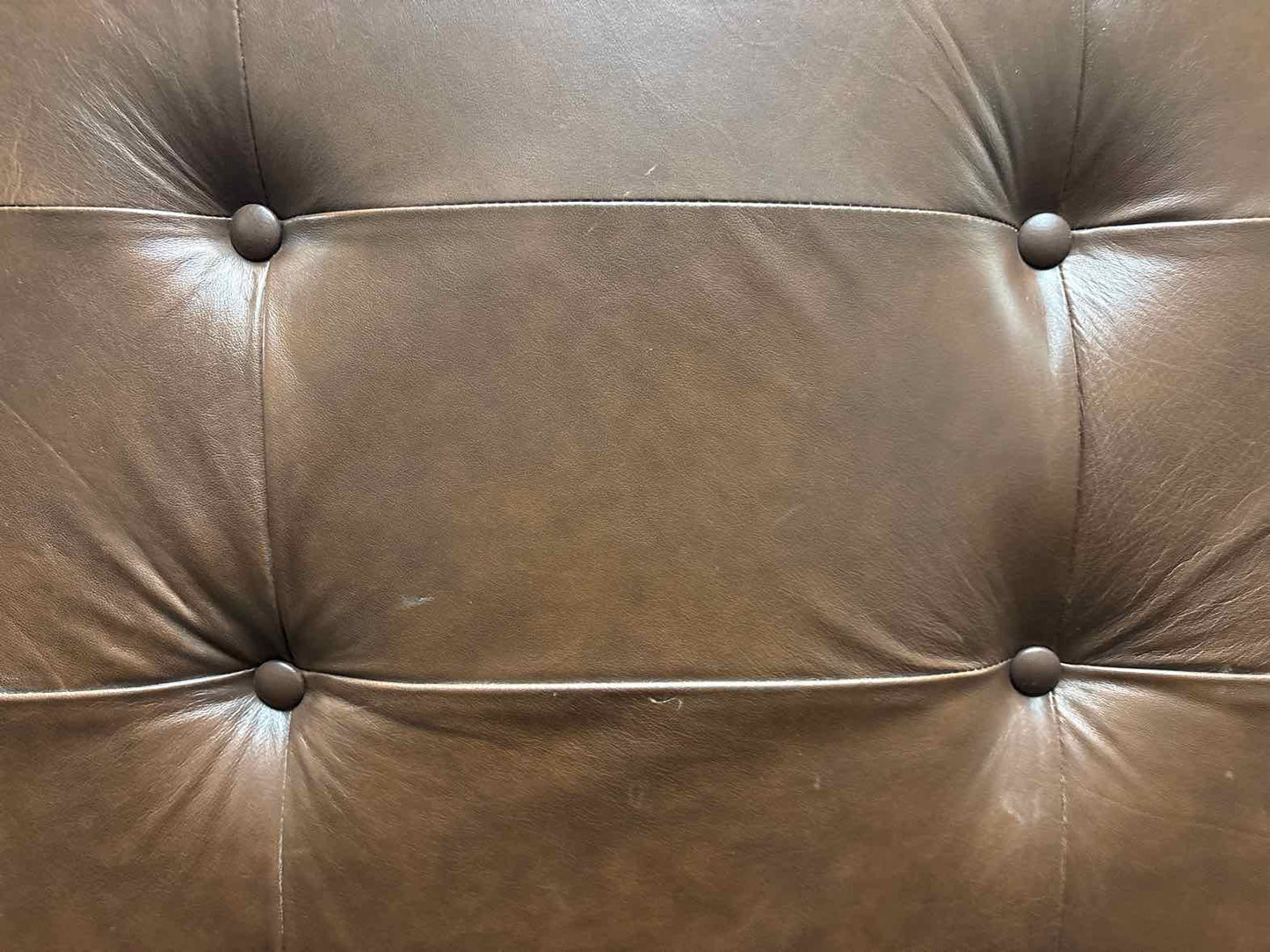 Skyline Furniture Tufted Leather King Bed