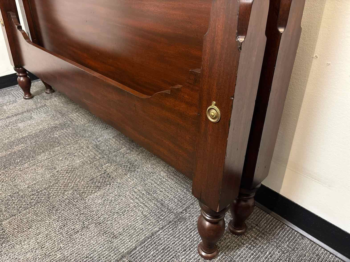 Ralph Lauren Mahogany 4-Poster Queen Bed