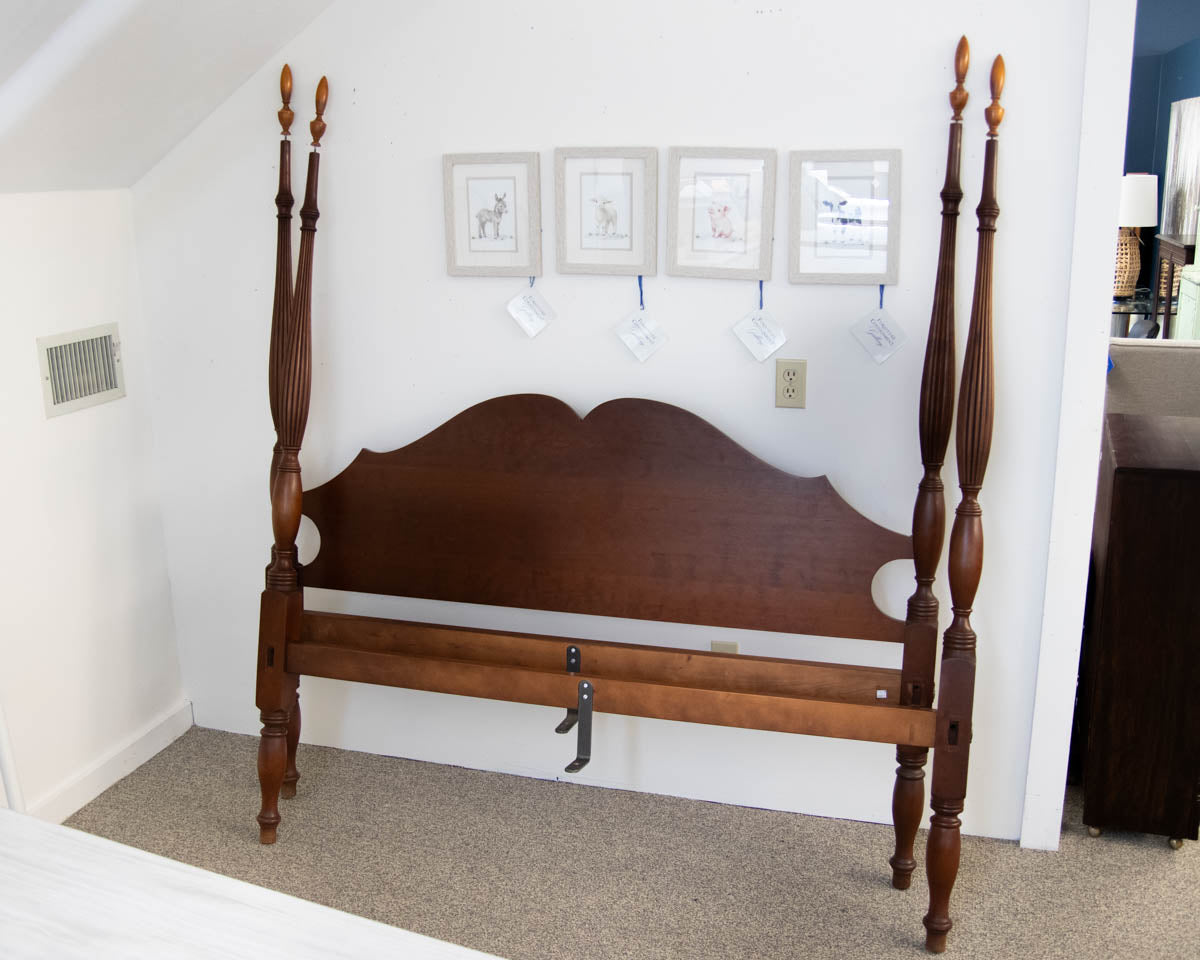 Eldred Wheeler Cherry 4 Post Twin Bed