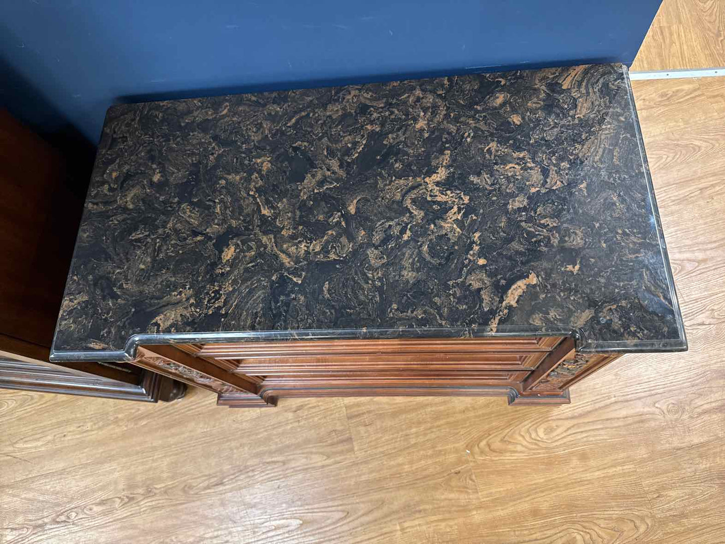 Pulaski Marble Top 3-Drawer Bachelor Chest