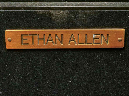 Ethan Allen Black Finish Chinoiserie Style Box On A Stand Accent Table