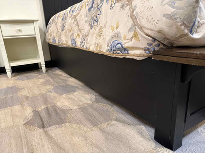 A America 'Stormy Ridge' King Storage Bed in Black