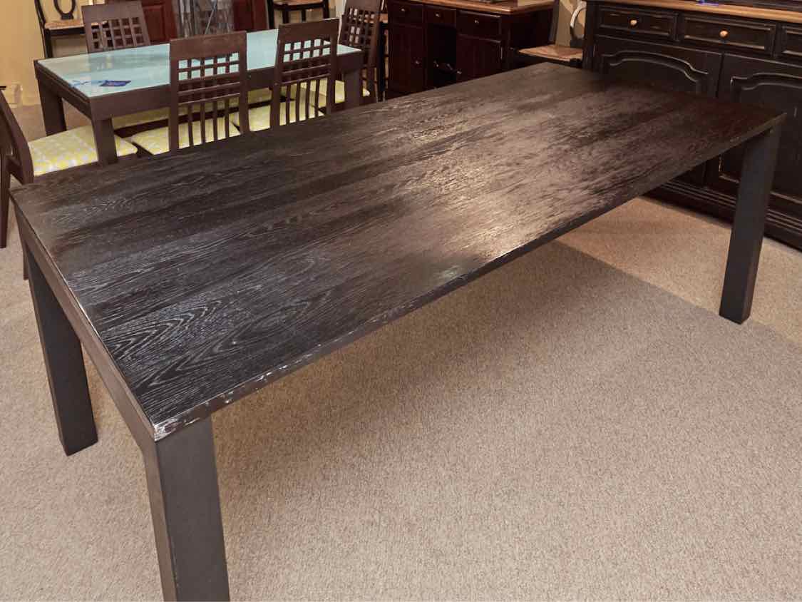 Shaker Style Black Finish Oak  Metal Legs Dining Table
