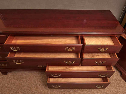 Ethan Allen  Cherry Georgain Style 10 Drawer Dresser